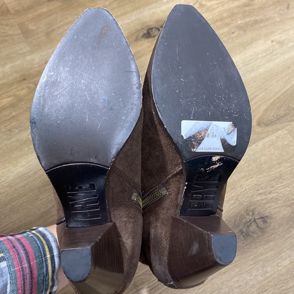 Frye June Suede Western Shootie Chocolate Brown Ankle Boots size 7 - Picture 8 of 15